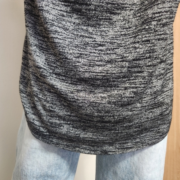 Athleta Open Back Pose Long Sleeve Top Size XS - Picture 12 of 16